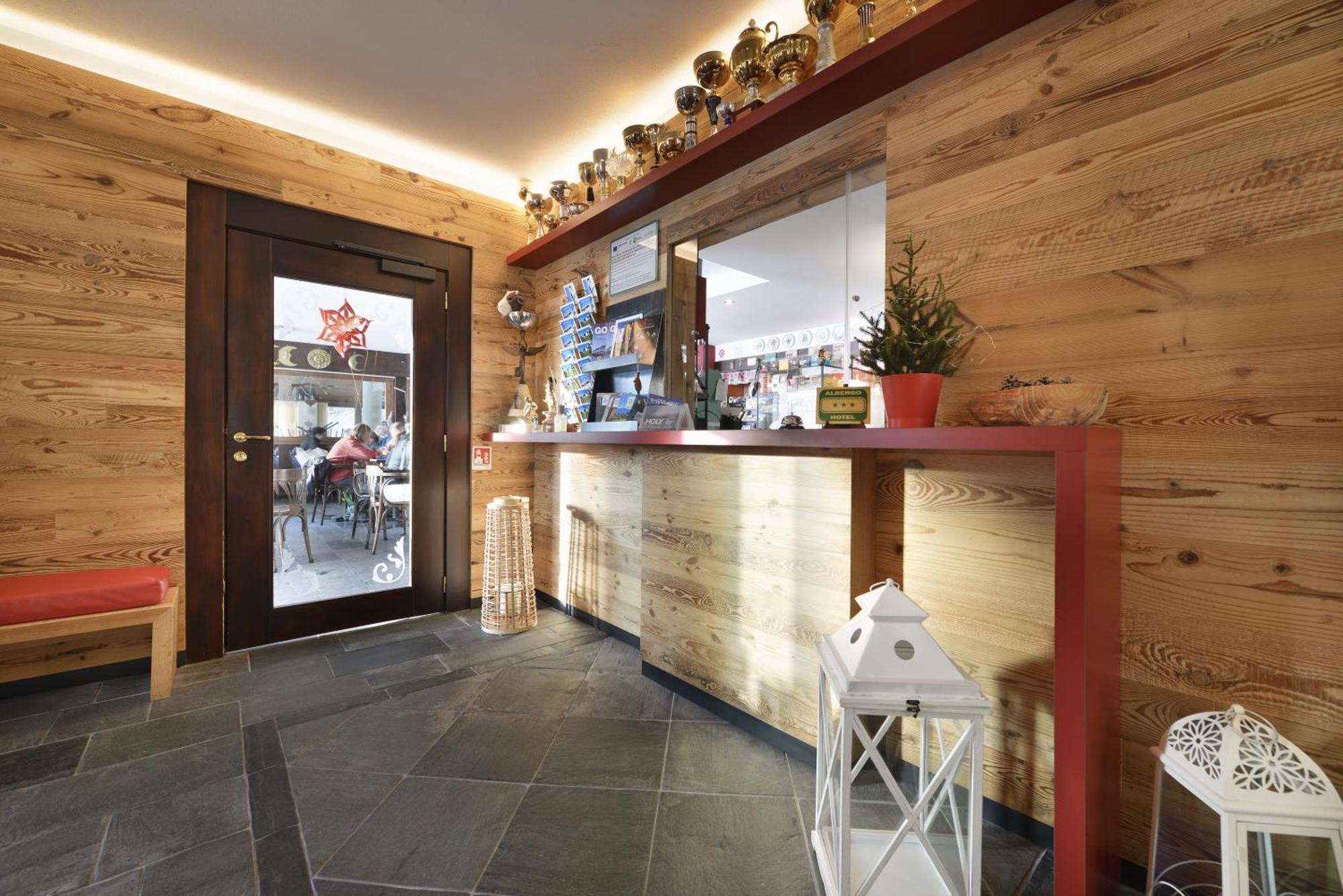 Hotel Tambo Campodolcino Eksteriør billede