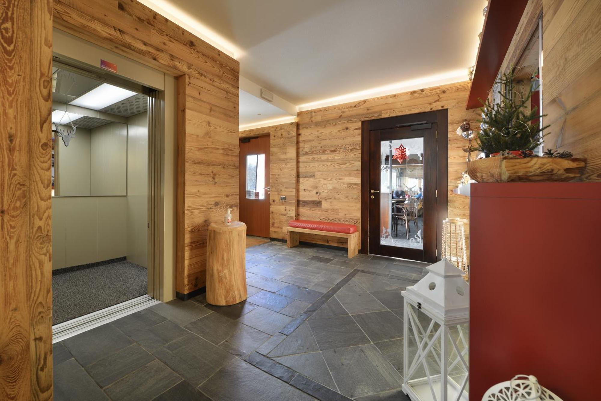 Hotel Tambo Campodolcino Eksteriør billede