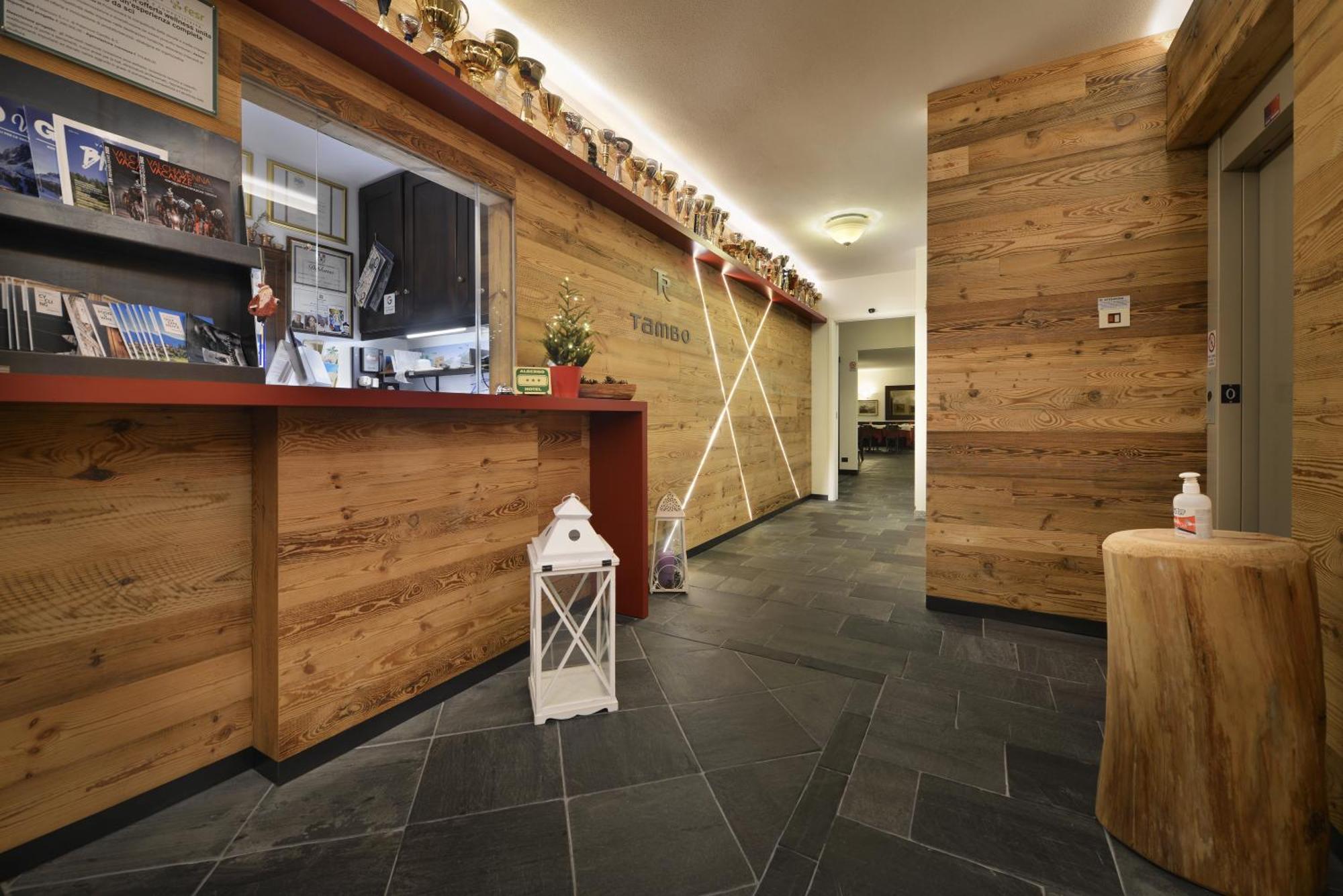 Hotel Tambo Campodolcino Eksteriør billede